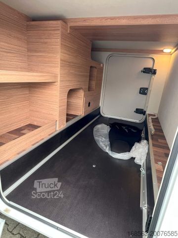 Kamper zintegrowany WEINSBERG CaraCore 700 MEG TOP Ausstattung LP 115.183 ¤ !