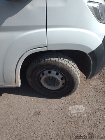 Karavan/obytné auto Fiat Ducato Weinsberg Carabus 2023 | Automatico | L3H2