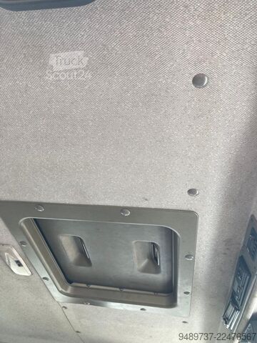 Boxvogn Mercedes-Benz Vario 816 D