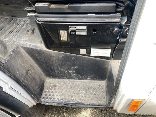 Boxvogn Mercedes-Benz Vario 816 D