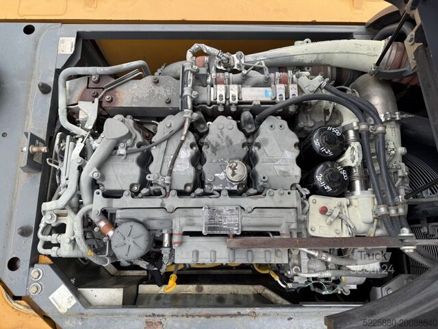 Excavator pe șenile Liebherr R924 LC