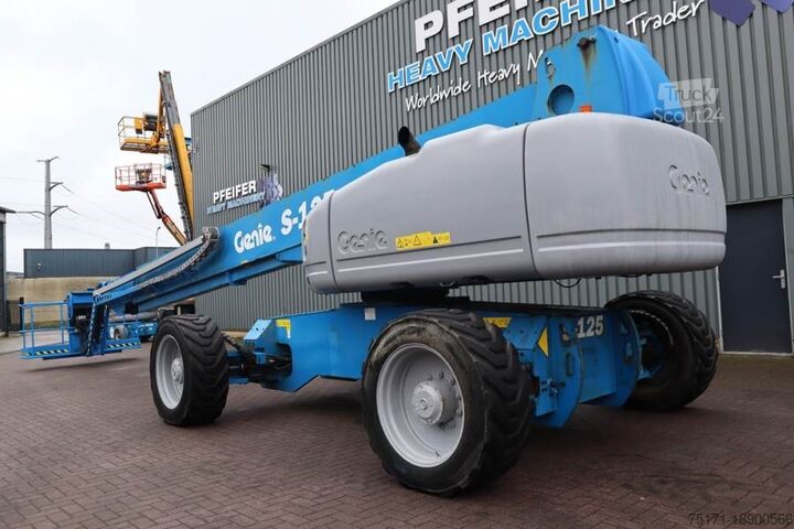 Teleskopbühne Genie S125 Diesel, 4x4x4 Drive, 40.1m Working Height, 24