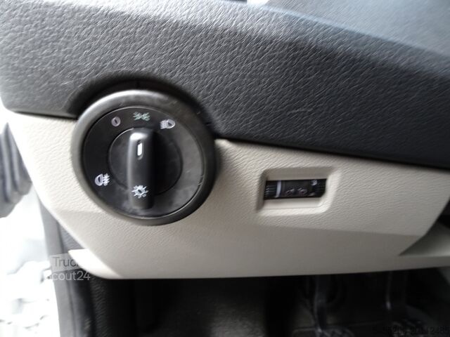 Kombi z wysokim dachem Volkswagen Transporter 2.0 TDI L2H1 Airco Cruise control T...