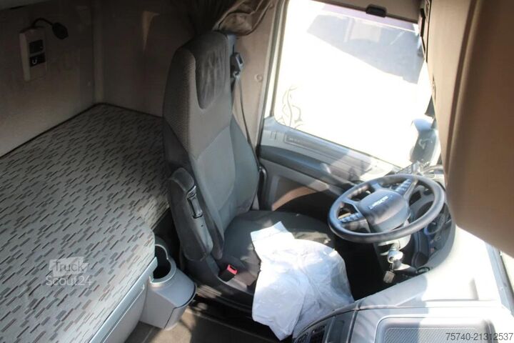 Standard tractor DAF XF 106.460 + EURO 6