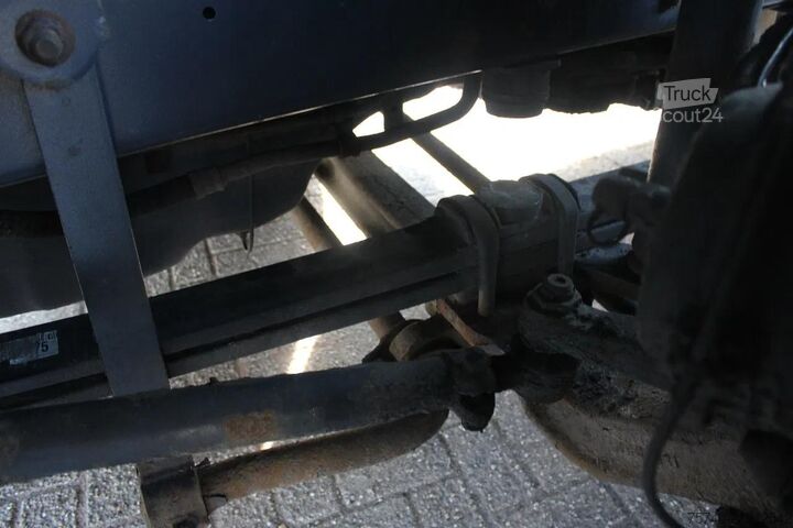 Standard tractor DAF XF 105 105.410 + EURO 5+ 330 KM!!