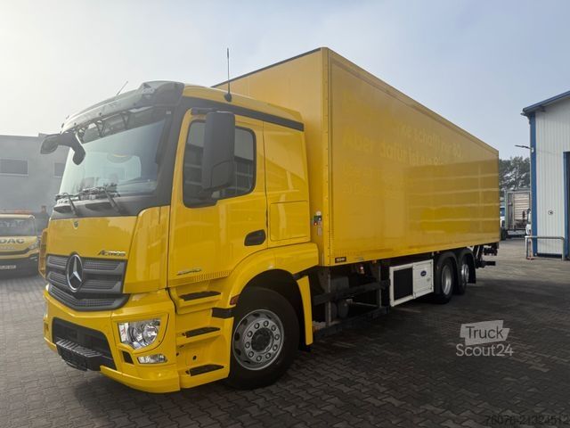 Camion frigorific MERCEDES-BENZ 2540 L 6x2/4 Kühlkoffer 9.1m Carrier 1100U LBW