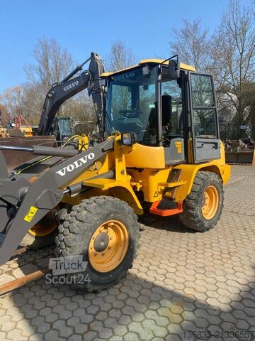 Chargeuse Volvo L 30 G