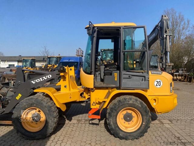 Chargeuse Volvo L 30 G