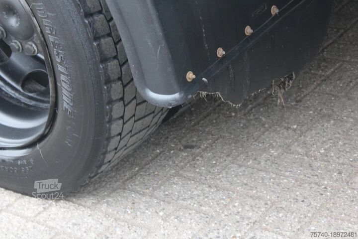 Resväska Mercedes-Benz Antos 360 + euro 6 + lift