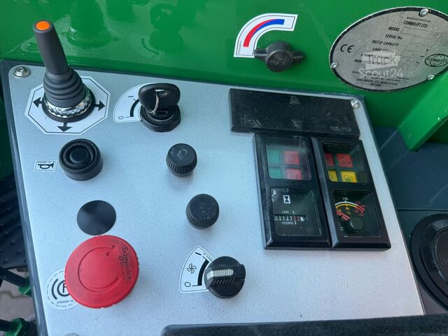 Wózek widłowy czterokierunkowy Combilift C4800 /Diesel/Low Triplex