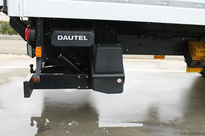 Lastebil med lasteplan Iveco ML 140E25/P EVI_D