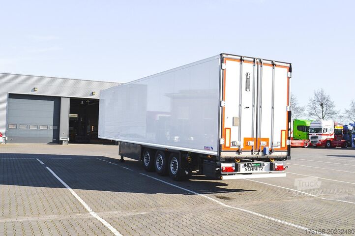Polpriklopnik za prevoz hladilnikov SCHMITZ CARGOBULL SKO FP 60 ThermoKing SLXi 300