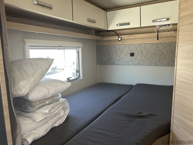 Semi-integreret autocamper Fiat Ducato Carasuite 650 MF 5 | 5 Schlafplätze | Teilintegriert |