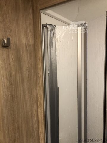 Autocaravană semi-integrată Fiat Ducato Carasuite 650 MF 5 | 5 Schlafplätze | Teilintegriert |