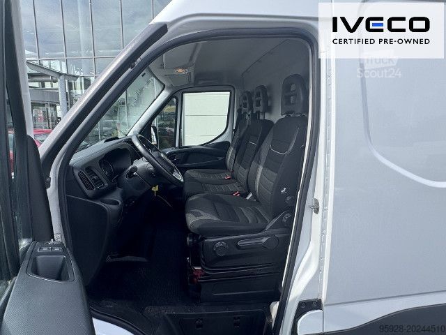 Furgone a tetto alto IVECO 35S14A8V, Fahrersitz hydraul. Rückfahrkamera