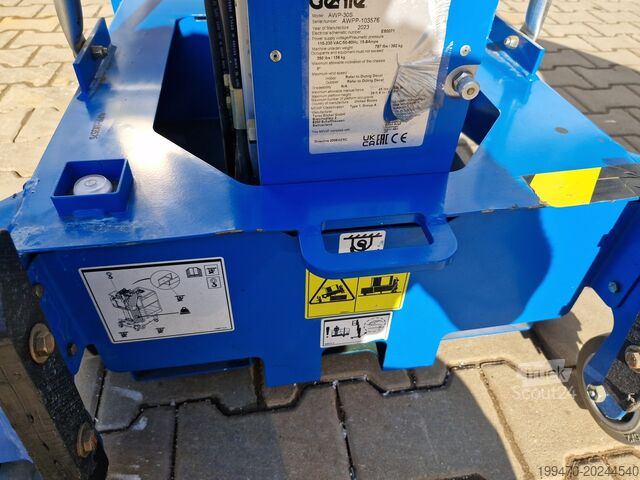 Verticale mast Genie AWP 30 S (9m)