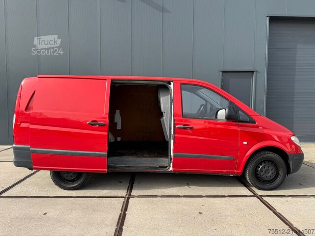 Fourgon tôlé Mercedes-Benz VITO 109 CDI / Manual / 3 Zits / NL VAN