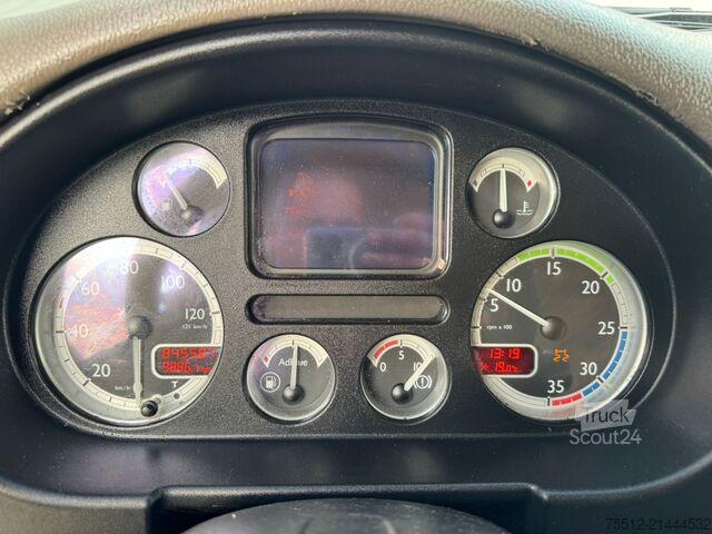 Valise DAF CF 65.220 / Tail Lift / Euro 5 / Klima / NL Truck