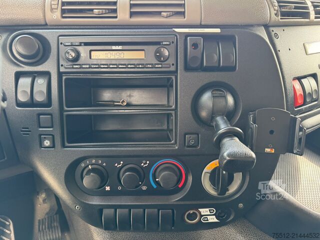 Valise DAF CF 65.220 / Tail Lift / Euro 5 / Klima / NL Truck