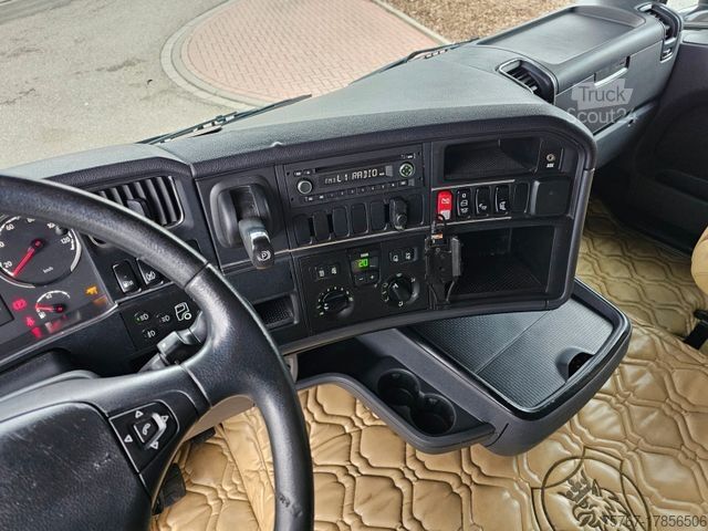 Стандартен влекач SCANIA R440 Topline