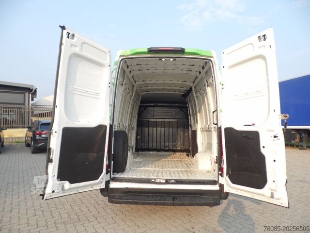 Fourgon fermé Iveco DAILY 35S14NV 3.0 CNG PLM-TA
