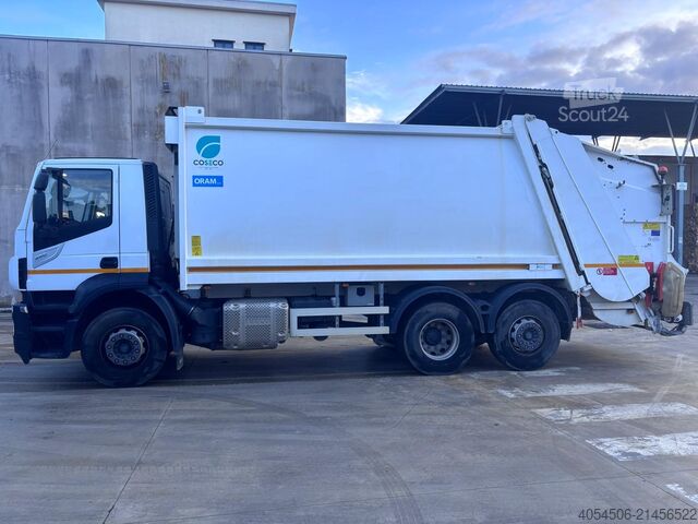 Autocompattatore Iveco 330 stralis