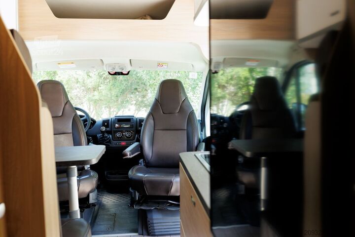 Caravan/camper Fiat Weinsberg Carabus 600 K 4 Posti Letto | Completamente Attrezzato