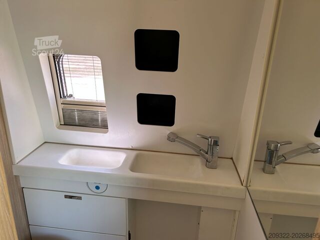 Caravan/camper Fiat Weinsberg Carabus 600 K 4 Posti Letto | Completamente Attrezzato