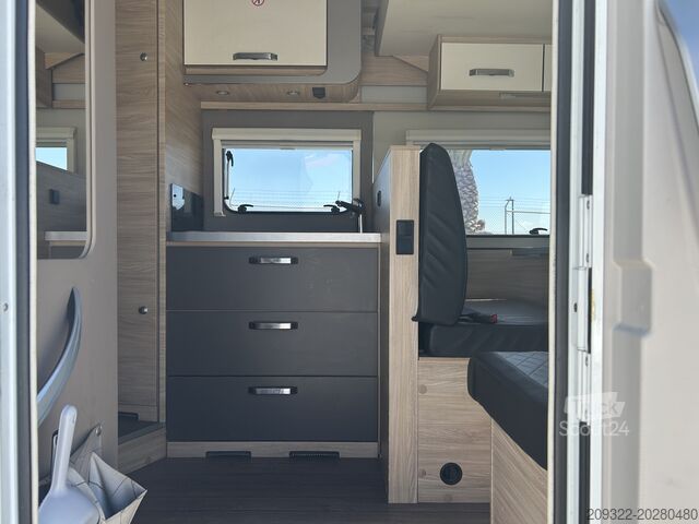 Camper semintegrato Fiat Ducato Carasuite 650 MF 5| 5 Posti| Semintegrato |Completamente Accessoriat