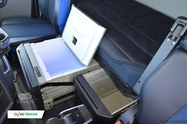 Szabványos vontatóegység VOLVO FH 500 Globetrotter XL Varios