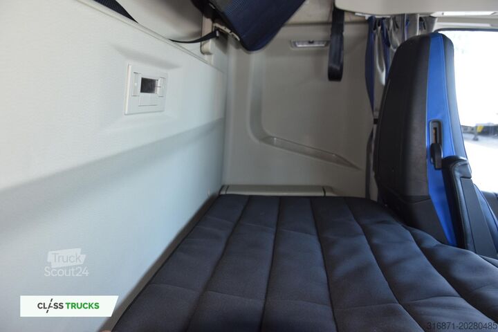 Szabványos vontatóegység VOLVO FH 500 Globetrotter XL Varios