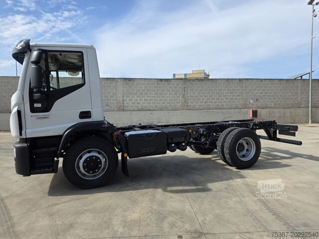 Chassi de caminhão iveco Eurocargo