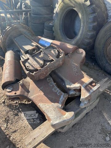 гусеничный экскаватор Komatsu Komatsu PC380 LC-6K