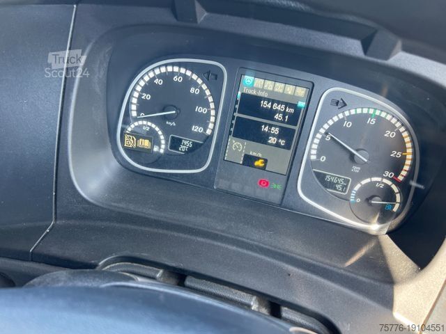Почистване на пътища MERCEDES-BENZ 1324 Atego Johnston  VS651   154TKM  Euro6c