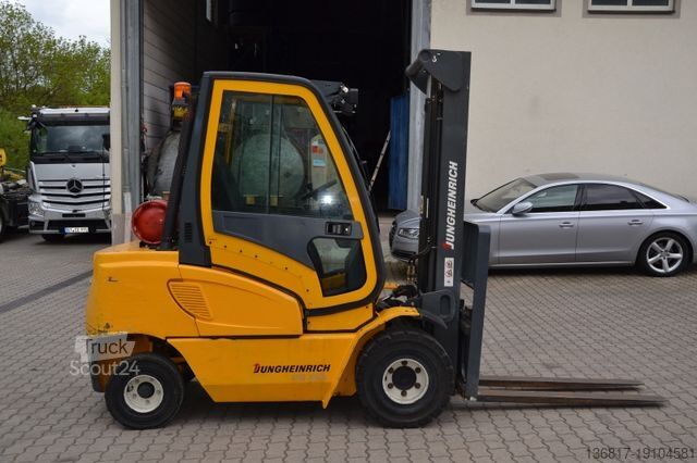 Челен товарач мотокар JUNGHEINRICH TFG 430s / Freivollhub / Douplex 3,8m