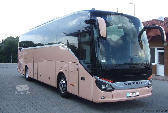Távolsági autóbusz Setra 515 HD TOP