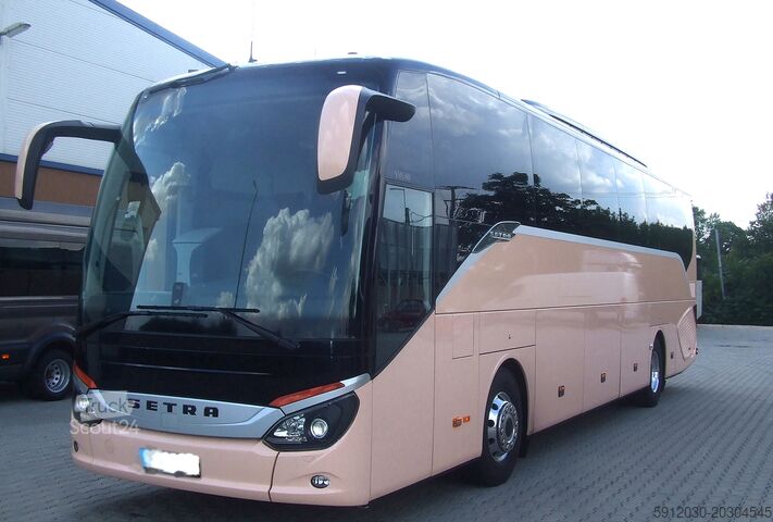 Távolsági autóbusz Setra 515 HD TOP