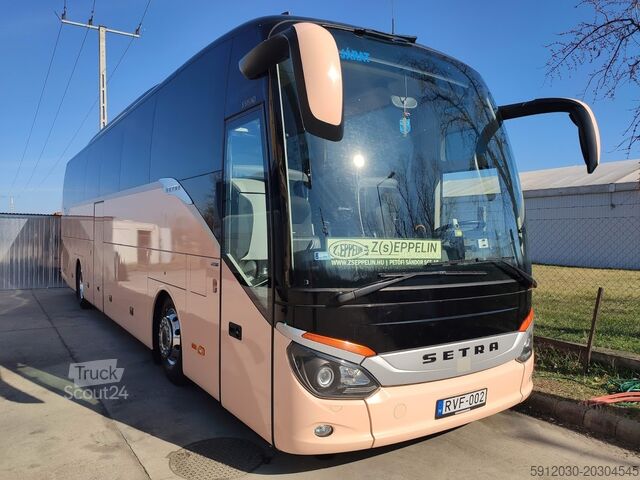 Távolsági autóbusz Setra 515 HD TOP
