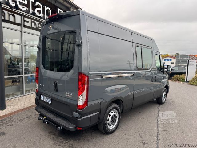 Panelová dodávka IVECO Daily 35S18HA8 3.0L *R3.520mm*AHK*2xSchiebetür*