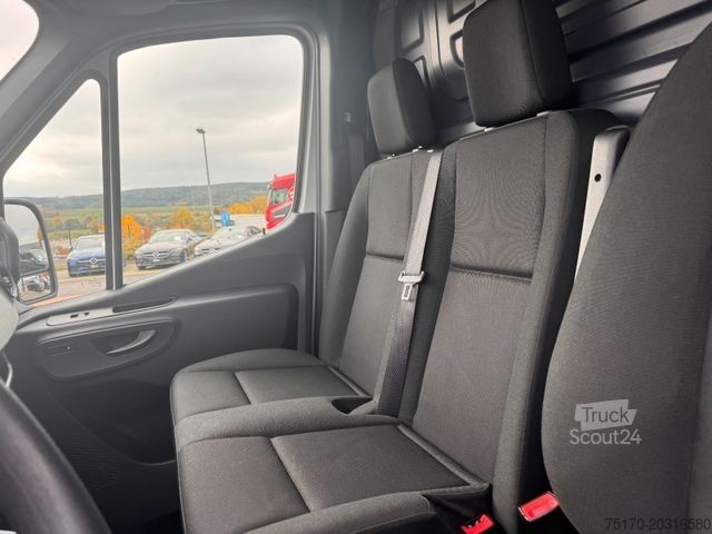 Ван с висока покривка MERCEDES-BENZ Sprinter 317 CDI 3665 Klima 360 Schwing SHZ