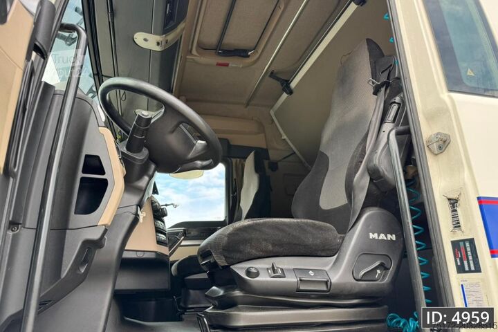Standartinis-SZM MAN TGX 18.460 XLX, Euro 6, / Fridge / 3 Pieces