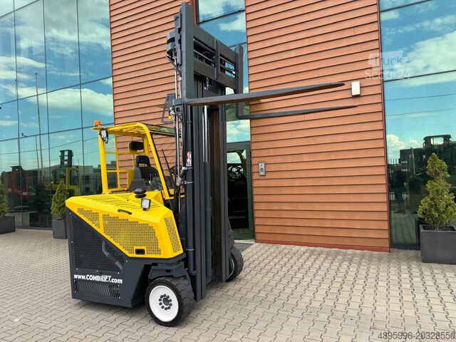 Empilhadeira de quatro direções Combilift CB4500//2019 year // Triplex 6400 mm