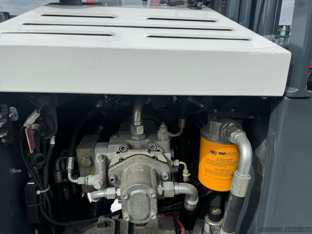 Empilhador de 4 vias Combilift C4000/ DIESEL / Low construction/ 2850mm