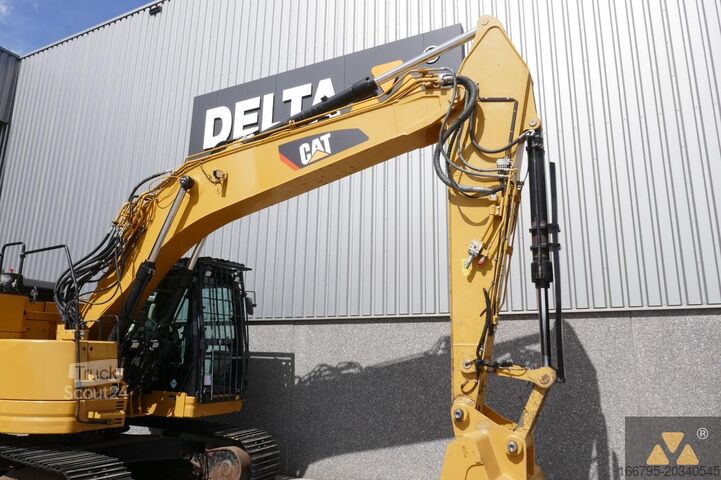 Excavateur sur chenilles Caterpillar 325F LCR