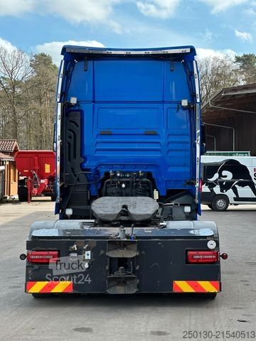 Τυπική μονάδα τράκτορα MAN TGX 18.460 Individual 2x AHK Hubsattel Retarder