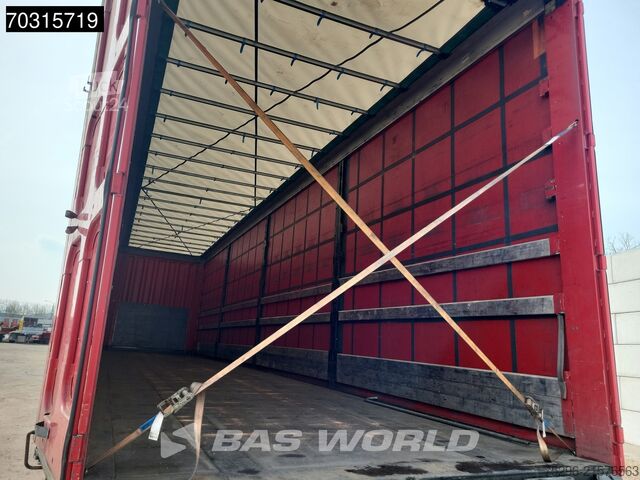 Przesuwne plandeki Krone SD Mega Lift Axle