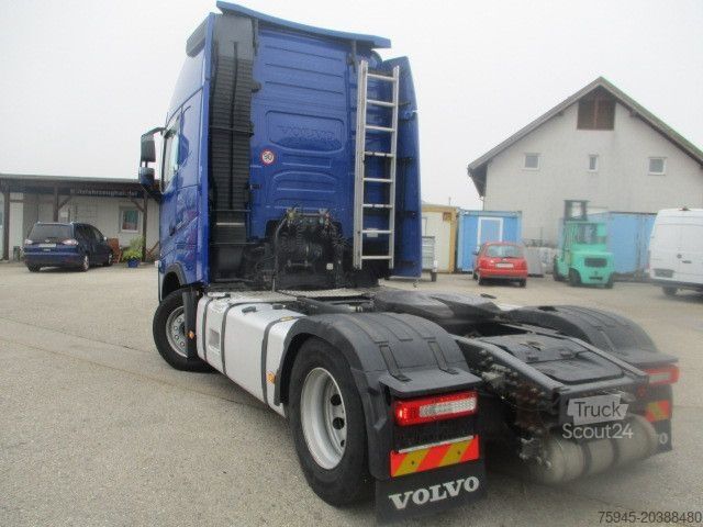 Стандартний тягач VOLVO FH 500 XL, I-Park Cool, I-Shift, TÜV 11/2025