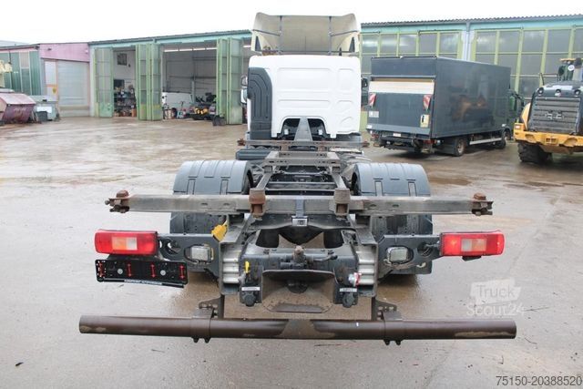 Samochód z wymienną zabudową VOLVO FE 320 4x2 LL - Nr.: 699