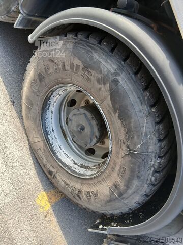 Standard tractor unit Iveco 450 8X4 CON BETONIERA CIFA