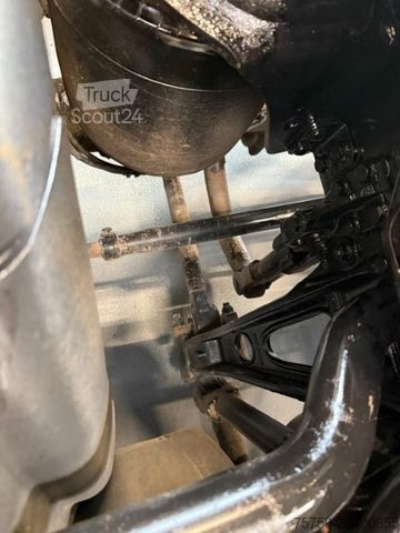 Hákový nosič kontejnerů MAN 26.460 6x2 Hyfva 20.26 S